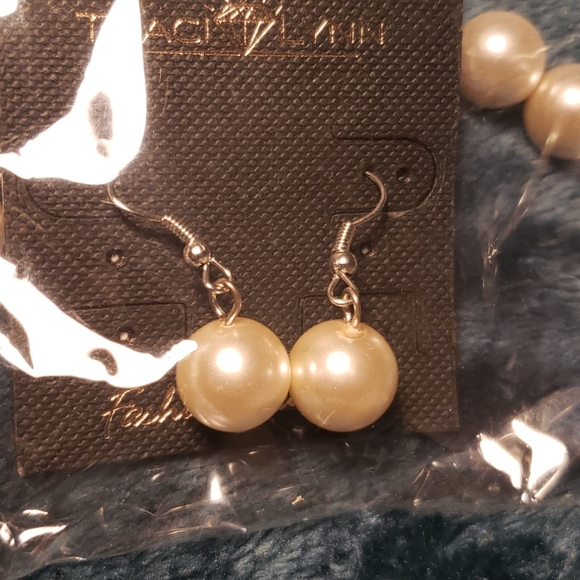 Jewelry set - Picture 3 of 3